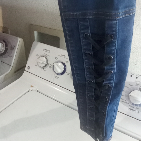 VIP jeans - Picture 3 of 8